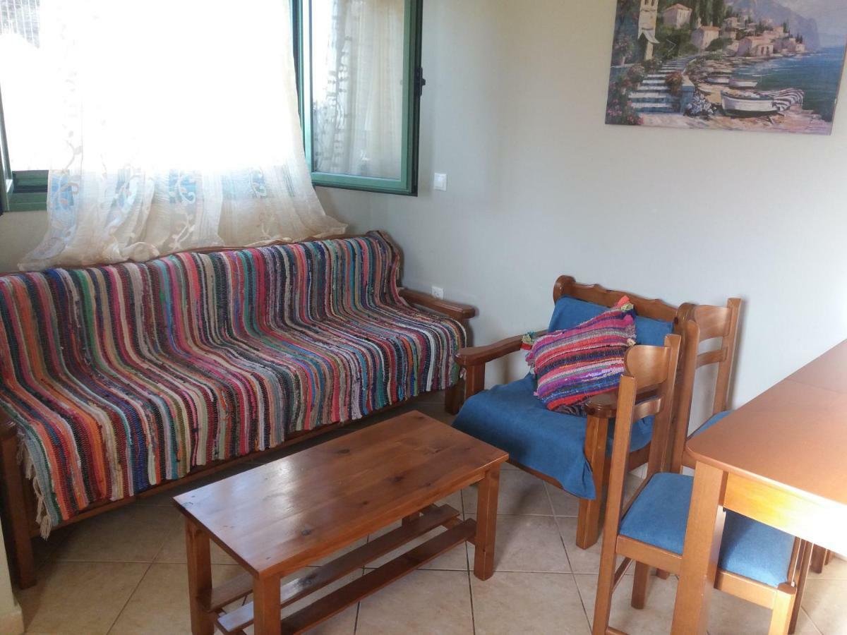 Vegera Apartment M Vasilikiádhes エクステリア 写真